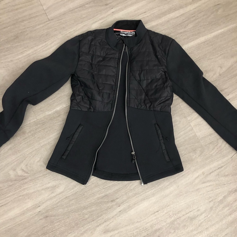NWOT Avalanche jacket Sz S